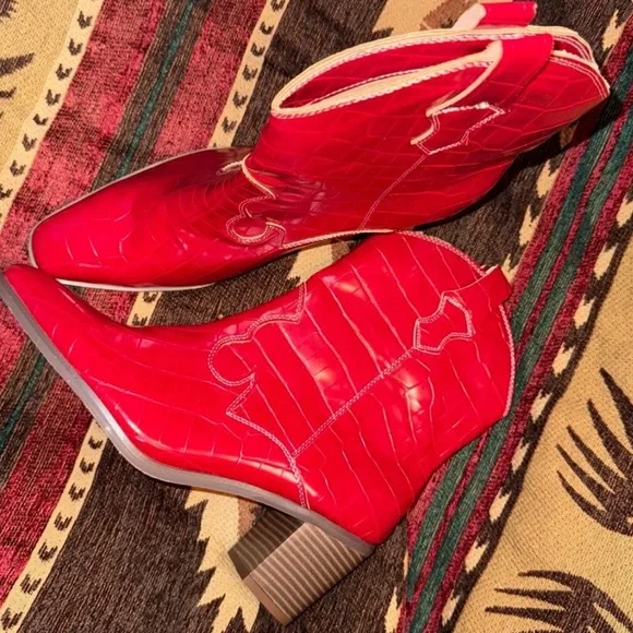 Red Western Ankle Boots - Picture 2 of 5